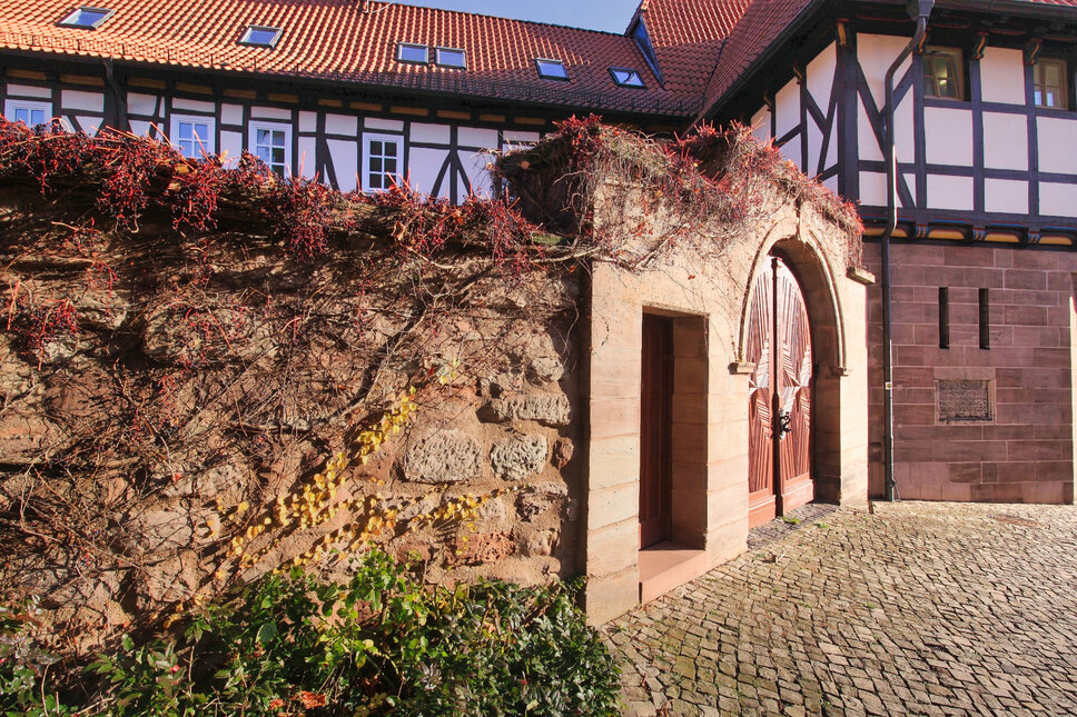 Friedensplatz Heiligenstadt Schlossmauer 2025 TS © www.heiligenstadt.net